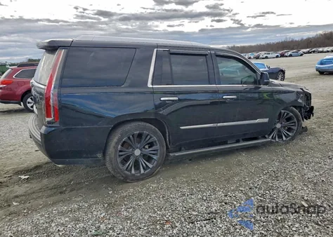 2016 Cadillac Escalade Premium z USA, uszkodzony, nr VIN 1GYS3CKJ9GR362254